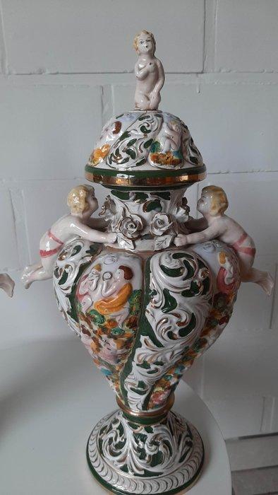 Capodimonte - Vaas (2) - Porcelein of Keramiek - Vazen met, Antiek en Kunst, Antiek | Glas en Kristal