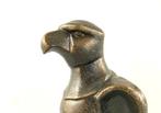 Figuur - **STANDING EAGLE ** - Gebronsd metaal - 34 cm - 4,4, Antiek en Kunst