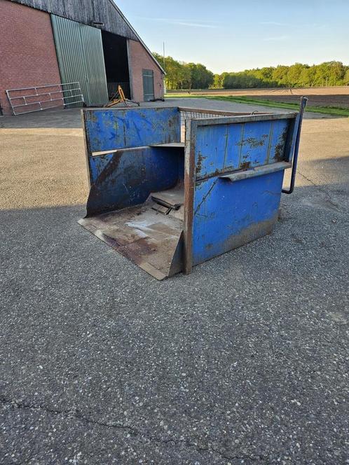 Schepbak kiepbak kantelbak spanenbak heftruck 900 liter, Zakelijke goederen, Machines en Bouw | Heftrucks en Intern transport