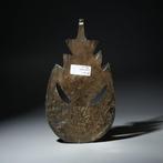 Inca Zilver Tupus. 1100 - 1400 na Chr. 24,4 cm hoog. Spaanse