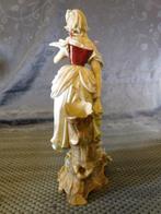 Triebner Ens & Co - Beeldje - Figur - Porselein