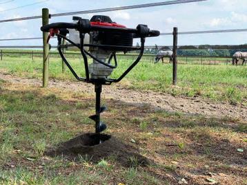 Grondboormachine CQ303 set met 3 boren, 4-takt motor beschikbaar voor biedingen