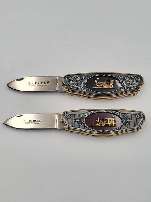 Lot de 2 couteaux pliants décoratifs – Locomotives, Antiek en Kunst, Curiosa en Brocante