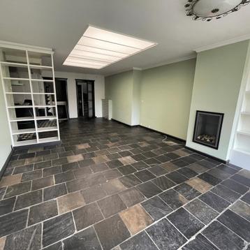 Gestoffeerd appartement met tuin en exclusieve prijs beschikbaar voor biedingen