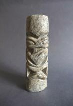 TIKI beeldje / amulet, mens-God - Frans-Polynesië  (Zonder, Antiek en Kunst