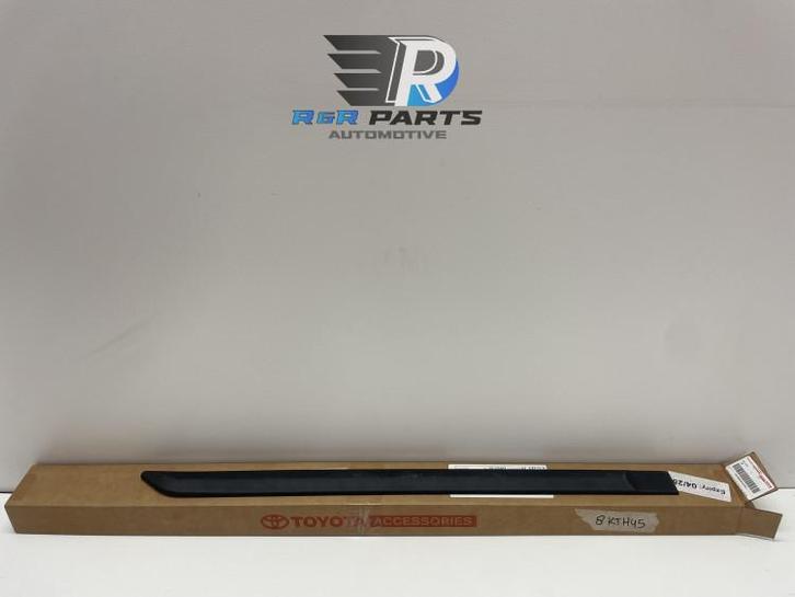 Stootlijst rechts achter portier - Zwart - Toyota Yaris..., Auto-onderdelen, Carrosserie en Plaatwerk, Nieuw, Deur, Verzenden