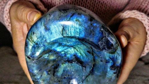 Labradorite asbak Kom - Hoogte: 12 cm - Breedte: 9 cm- 697 g, Antiek en Kunst, Curiosa en Brocante