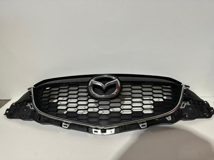 Mazda CX-5 Grille KD45-50712, Auto-onderdelen, Carrosserie en Plaatwerk, Gebruikt, Mazda, Voor, Ophalen