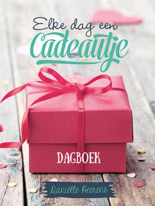 Elke dag een cadeautje 9789033817786 Daniëlle Heerens, Boeken, Godsdienst en Theologie, Gelezen, Verzenden