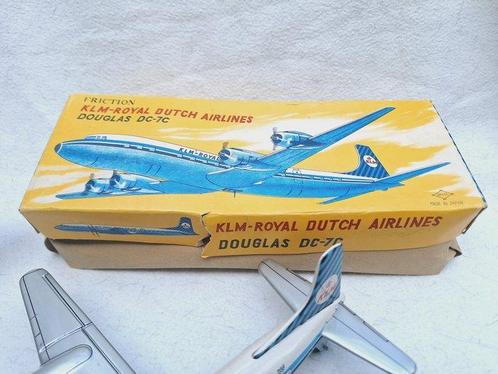 Toy Nomura en Daiya - Modelvliegtuig (2) - Douglas DC-7c -, Antiek en Kunst, Antiek | Speelgoed