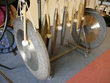 SUMMERSALE Gong Tam Tam, Wuhan  hand made beschikbaar voor biedingen