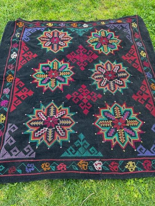 Suzane Rug - Kelim - 180 cm - 170 cm - Bank, tafel, muur,, Antiek en Kunst, Kunst | Niet-Westerse kunst