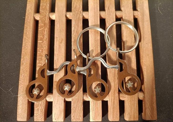 Sleutelhanger hand gemaakt - RVS staal - Western paarden-bit, Verzamelen, Sleutelhangers, Verzenden