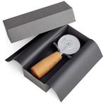 Triangle Pizzasnijder met Pruimenhouten Heft – 7cm RVS Le., Ophalen of Verzenden, Nieuw, Rvs of Chroom, Los bestek