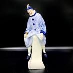 Anton Büschelberger - Karl Ens, Volkstedt - Pierrot (37 cm(, Antiek en Kunst, Antiek | Glas en Kristal