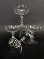 Baccarat - Champagneglas - Magnifique suite de 4 coupes à, Antiek en Kunst, Antiek | Glas en Kristal