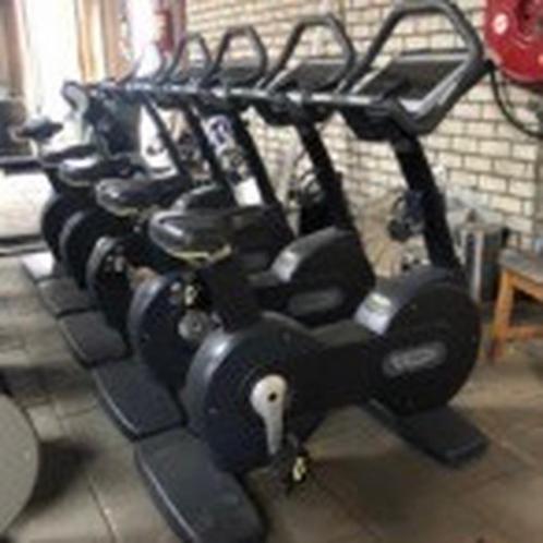 Technogym excite 700 upright bike visioweb | fiets |, Sport en Fitness, Fitnessmaterialen, Gebruikt, Verzenden