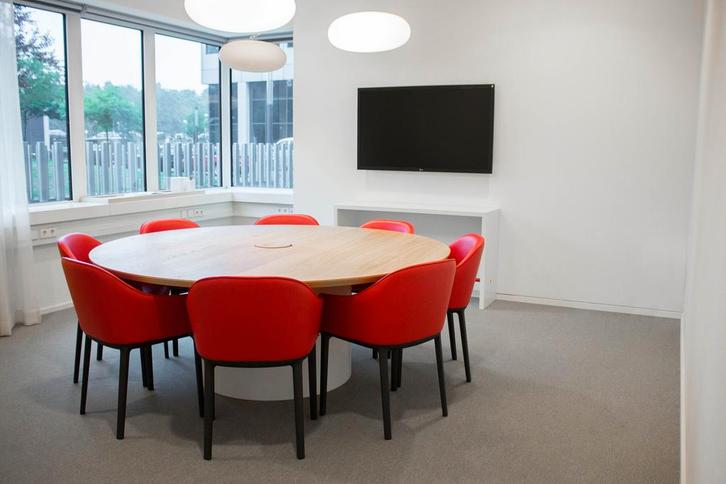 Kantoorruimte in Regus Goudsepoort, Zakelijke goederen, Bedrijfs Onroerend goed