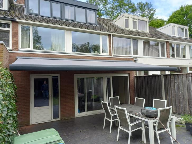 Gereviseerde elektrische zonneschermen met NIEUWE doeken, Tuin en Terras, Zonneschermen, 250 cm tot 450 cm, 300 cm of meer, Elektrisch