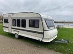 Hobby 560 uit 1990, Caravans en Kamperen, Hobby, 5 tot 6 meter, Tot en met 4, 1000 - 1250 kg
