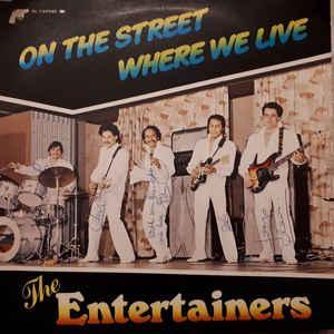 LP gebruikt - The Entertainers - On the Street Where We Live, Cd's en Dvd's, Vinyl | Rock, Zo goed als nieuw, Verzenden