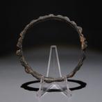 Oud-Romeins Glas Armband. 1e-3e eeuw n.Chr. 4,9 cm diameter., Verzamelen