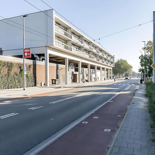 Studentenkamer met Balkon gevonden in Arnhem, Huizen en Kamers, Kamers te huur, Minder dan 20 m², Arnhem