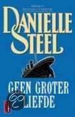 Geen groter liefde / Poema roman 9789024524273, Boeken, Verzenden, Gelezen, Danielle Steel