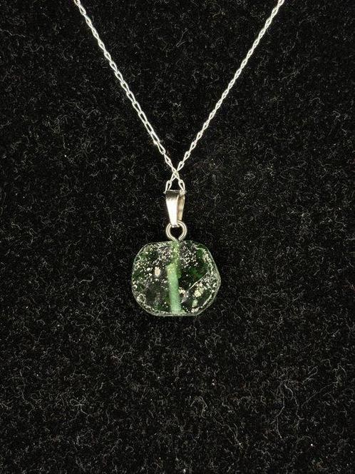 Oud-Romeins Glazen kraal op Moderne kettingketting (Zonder, Sieraden, Tassen en Uiterlijk, Antieke sieraden