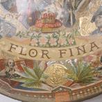 Bord - Glas - Rare Flor Fina sigaren, Antiek en Kunst
