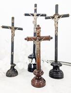 Antiek Crucifix (4) - zwartgeblakerd hout - 1850-1900 -
