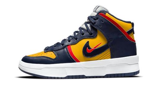 Nike Dunk High Up Varsity Maize Michigan - maat 44, Kleding | Dames, Schoenen, Sneakers of Gympen, Nieuw, Verzenden