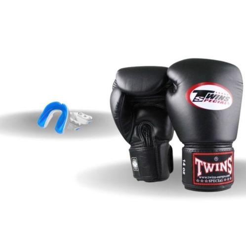 Twins BGN Gloves + Gel Bitje White Blue, Sport en Fitness, Vechtsporten en Zelfverdediging, Nieuw, Ophalen of Verzenden