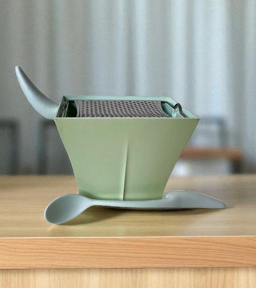 Alessi - Philippe Starck - Kaasrasp - mister Meumeu - IJzer,, Antiek en Kunst, Antiek | Meubels | Stoelen en Banken