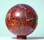 Reusachtig almandine granaat kristal. Bol - Hoogte: 33 cm-, Verzamelen, Mineralen en Fossielen