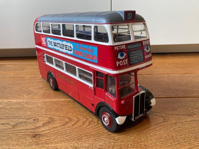 Sunstar 1:24 - Modelauto - AEC London Transport Bus RT113 -, Hobby en Vrije tijd, Modelauto's | 1:5 tot 1:12
