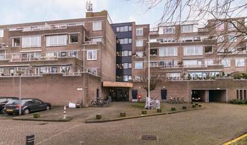 Appartement te huur 3 kamers  Urkwal, Almere beschikbaar voor biedingen