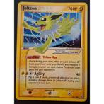Jolteon Gold Star (PK 101), Hobby en Vrije tijd, Verzamelkaartspellen | Pokémon, Ophalen of Verzenden, Nieuw