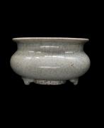 Oud-Chinees - Drievoetige parfumbrander van het type Guan -, Antiek en Kunst