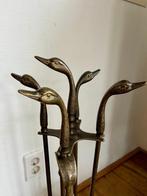 Fireplace set, ornamented with duck heads - Openhaard