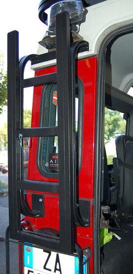 Upracks 63-ALRLSET Land Rover Defender ladder voor, Auto diversen, Bagagerekken, Ophalen of Verzenden