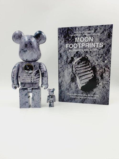 No reserve Nasa x Medicom Toy - Be@rbrick x Nasa Moon Foot, Antiek en Kunst, Kunst | Schilderijen | Modern