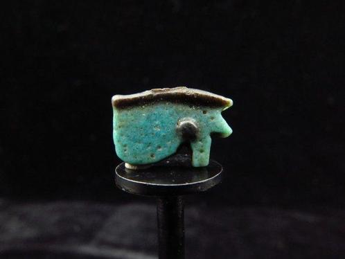 Oud-Egyptisch Faience Oog van Horus/Wedjat-amulet - 1.3 cm, Antiek en Kunst, Antiek | Overige Antiek