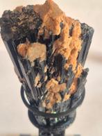 Tourmaline) Kristal- 150.68 g - (1)