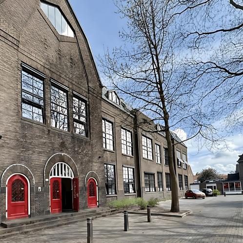 Studio met Tuin in Monumentaal Pand gevonden in Deventer, Huizen en Kamers, Kamers te huur, 50 m² of meer, Deventer