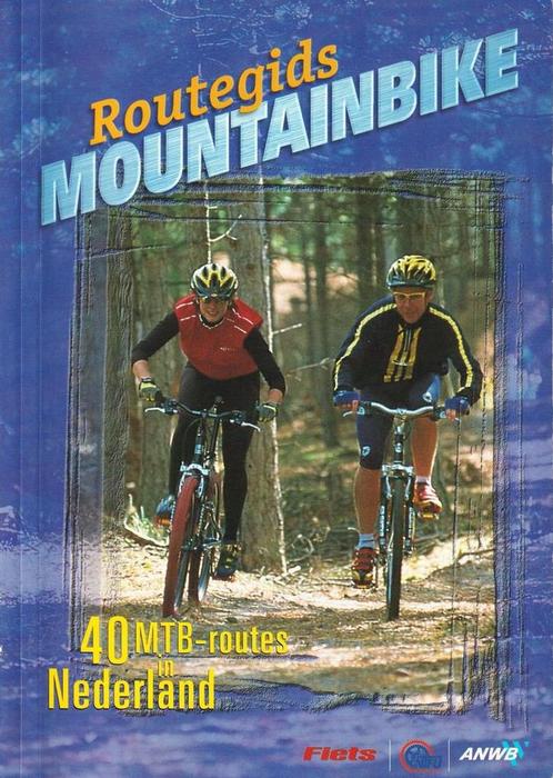 Nederland / ANWB fietskaartenatlas 9789018011659, Boeken, Reisverhalen, Gelezen, Verzenden