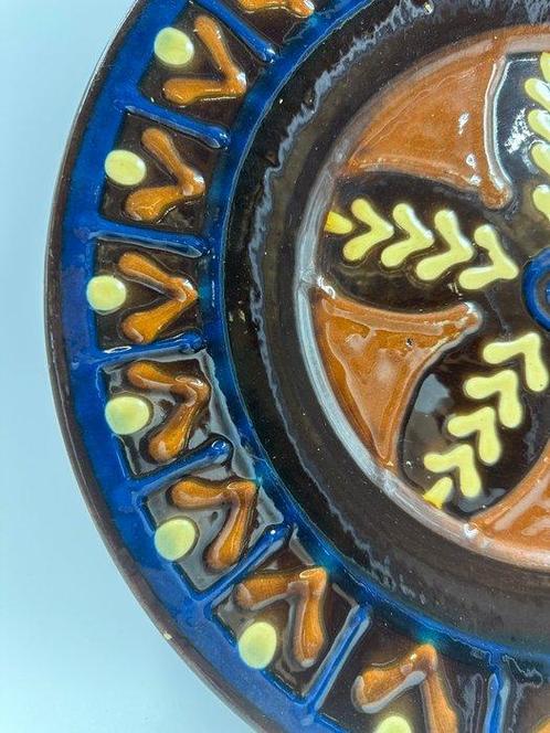 Biot - Wandbord - D. 40 cm - Aardewerk - Grote, Antiek en Kunst, Antiek | Glas en Kristal