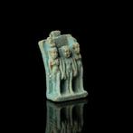 Oud-Egyptisch Faience Triade van Alexandrië, Osirisch amulet