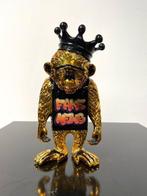 Van Apple - Graffiti Monkey - Fake News
