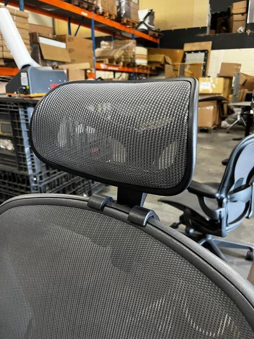 Hoofdsteun Herman Miller Aeron Bureaustoel - Remastered, Huis en Inrichting, Bureaustoelen, Bureaustoel, Zwart, Nieuw, Ergonomisch